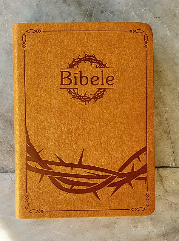 Bibel - Lettisk bibel